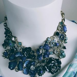 Detailed Necklace